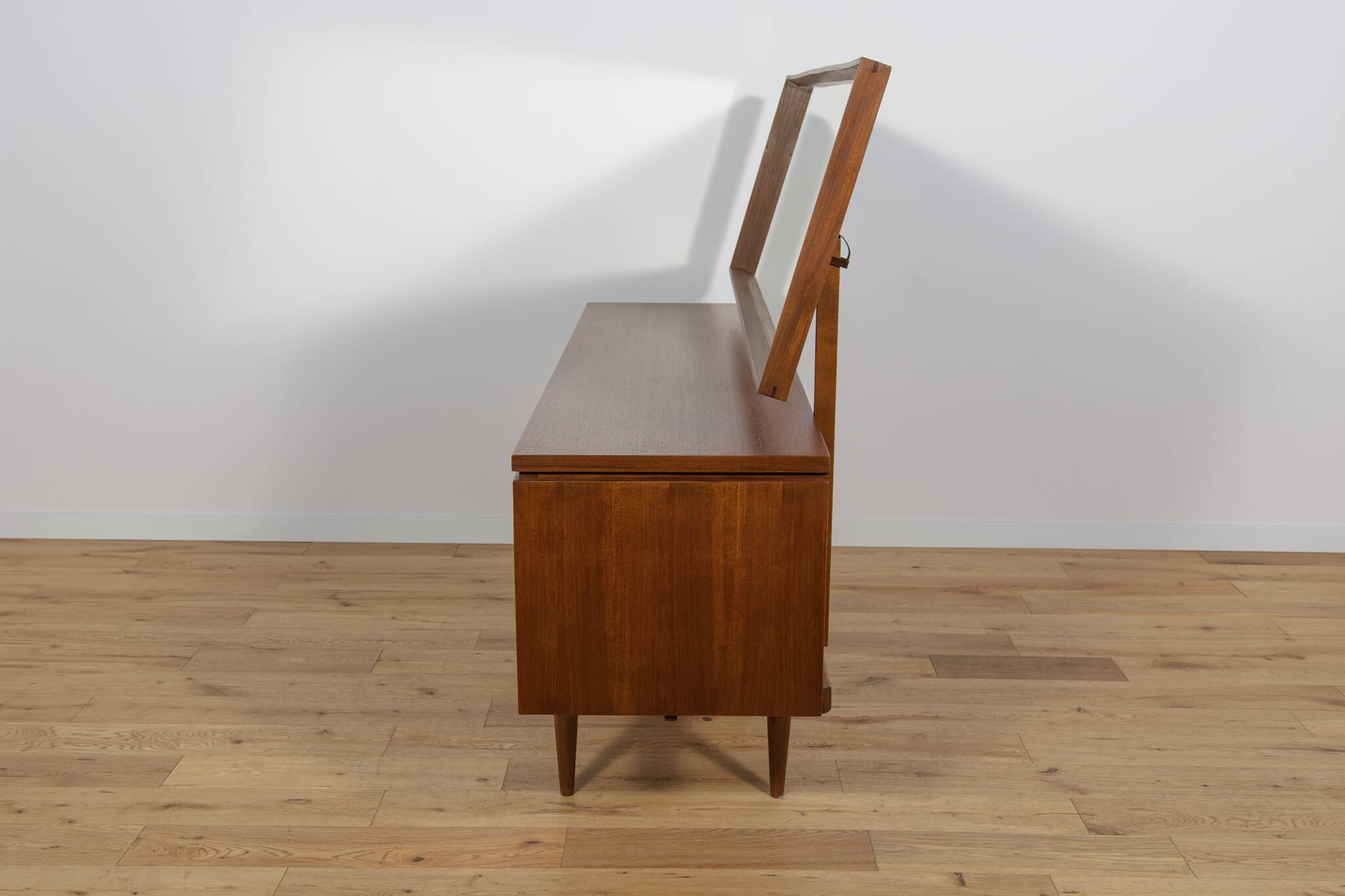 Mid-Century Dressing Table by I. Kofod-Larsen for G-Plan, 1960s