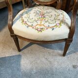 18th century Louis XVI medallion armchair covered with tapestry