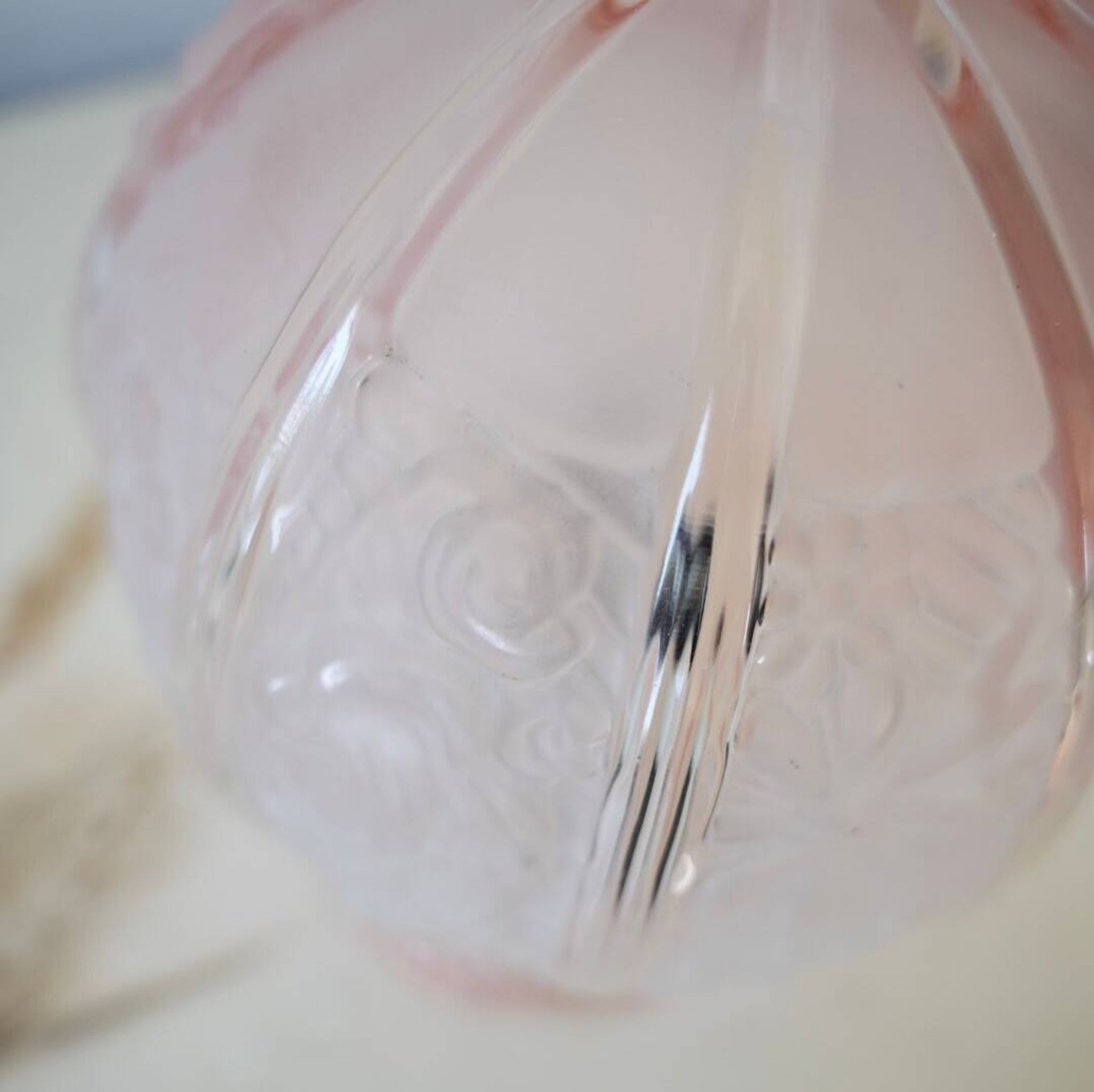 Lampe art déco verre rose