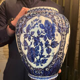 Vintage Delft Blue Ginger Jar: Blue and white ceramic vase
