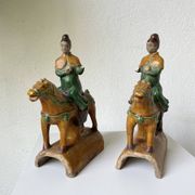 Tuile faitière équestre terre cuite époque Ming