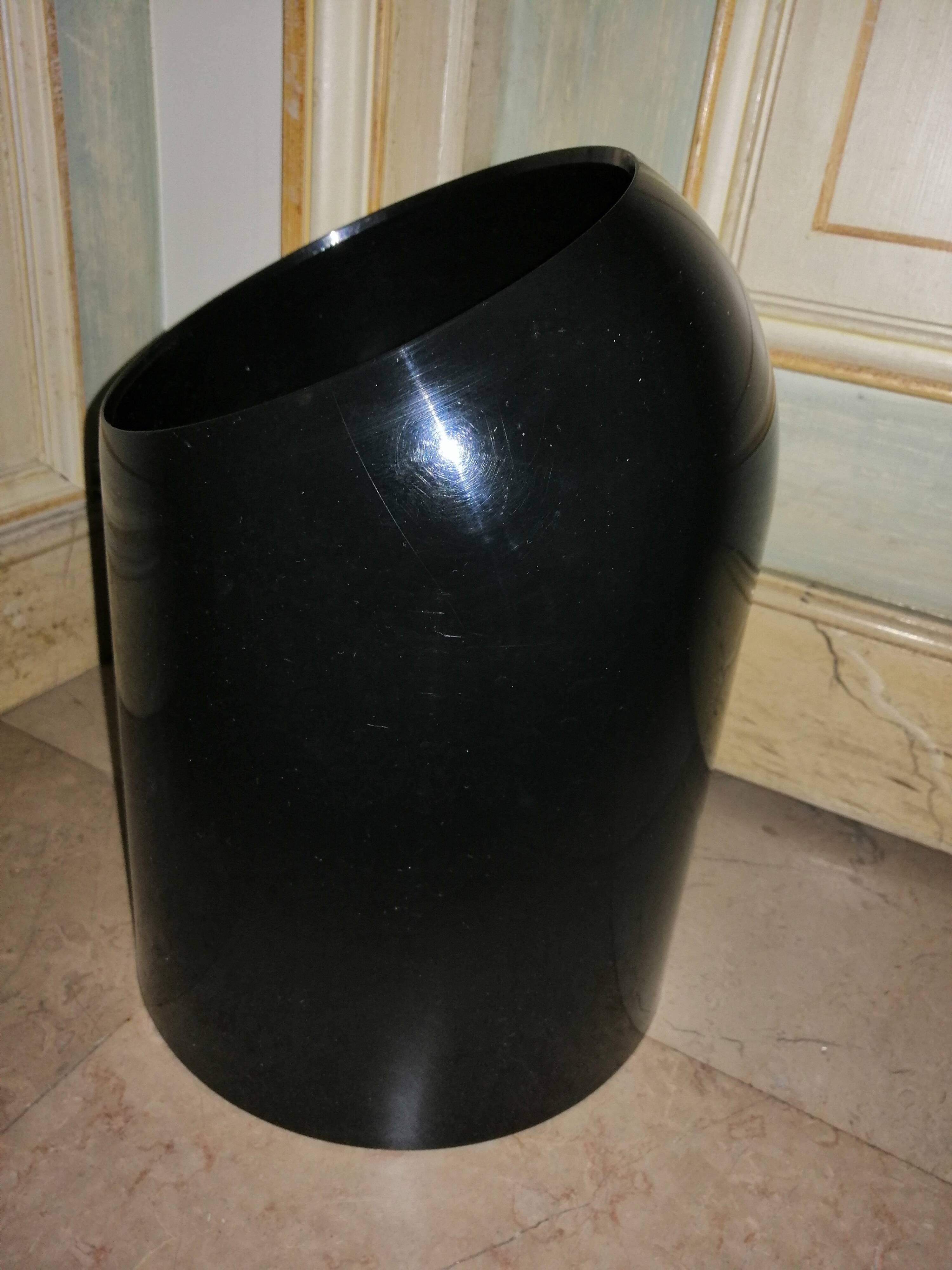 Akio Hasuike Black Basket