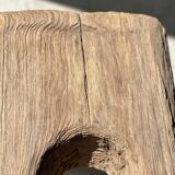 Side table in blond teak openwork tray