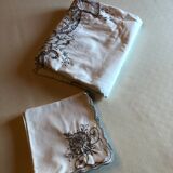 Rectangular embroidered cotton tablecloth and its 12 towels