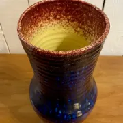 Navy blue vase signed Accolay