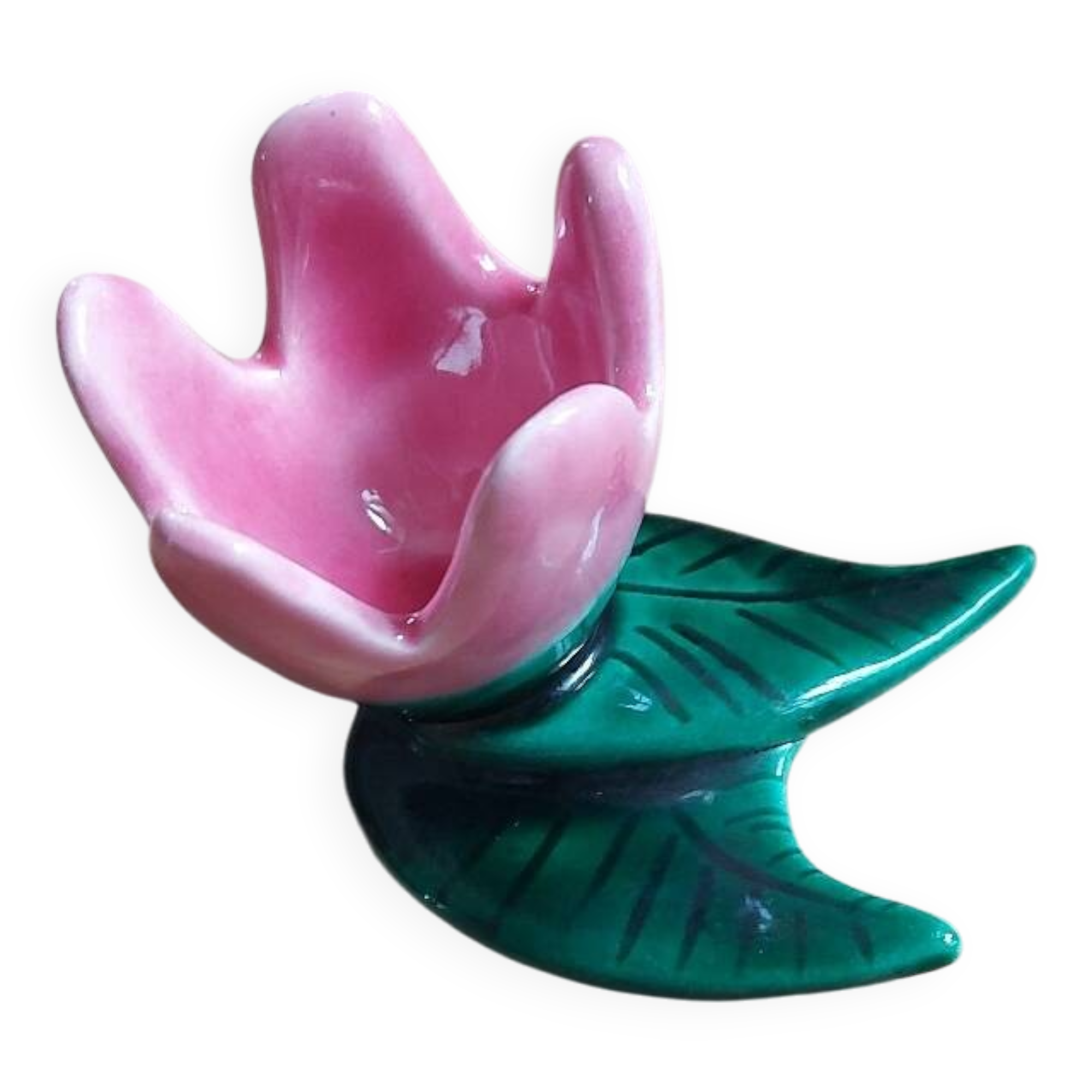 Flower slip egg cup