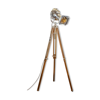 Polished Strand Electric Patt 23N 1960s Theatre lamp on Teak wooden Adjustable Tripod