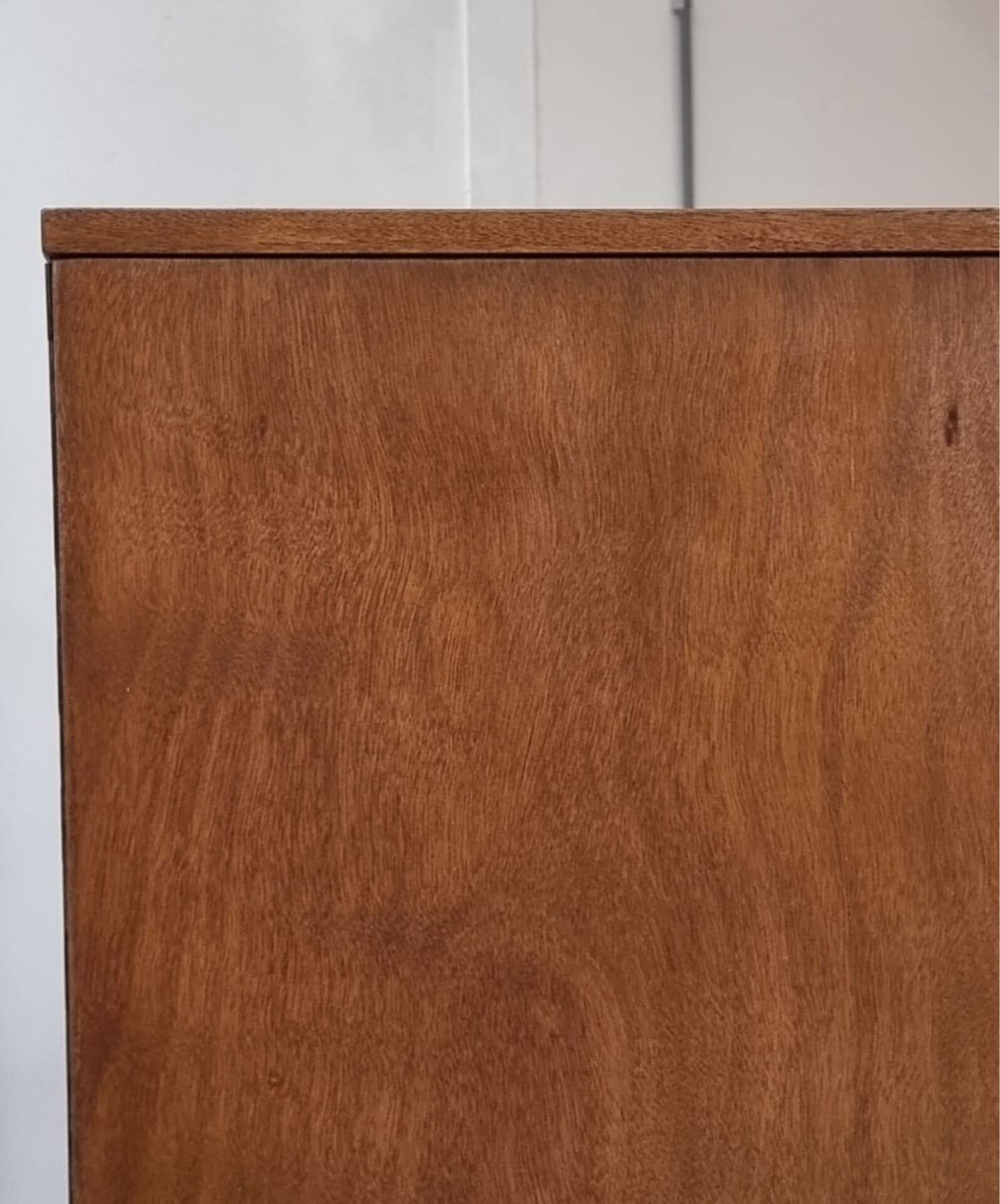 Armoire du milieu du siècle