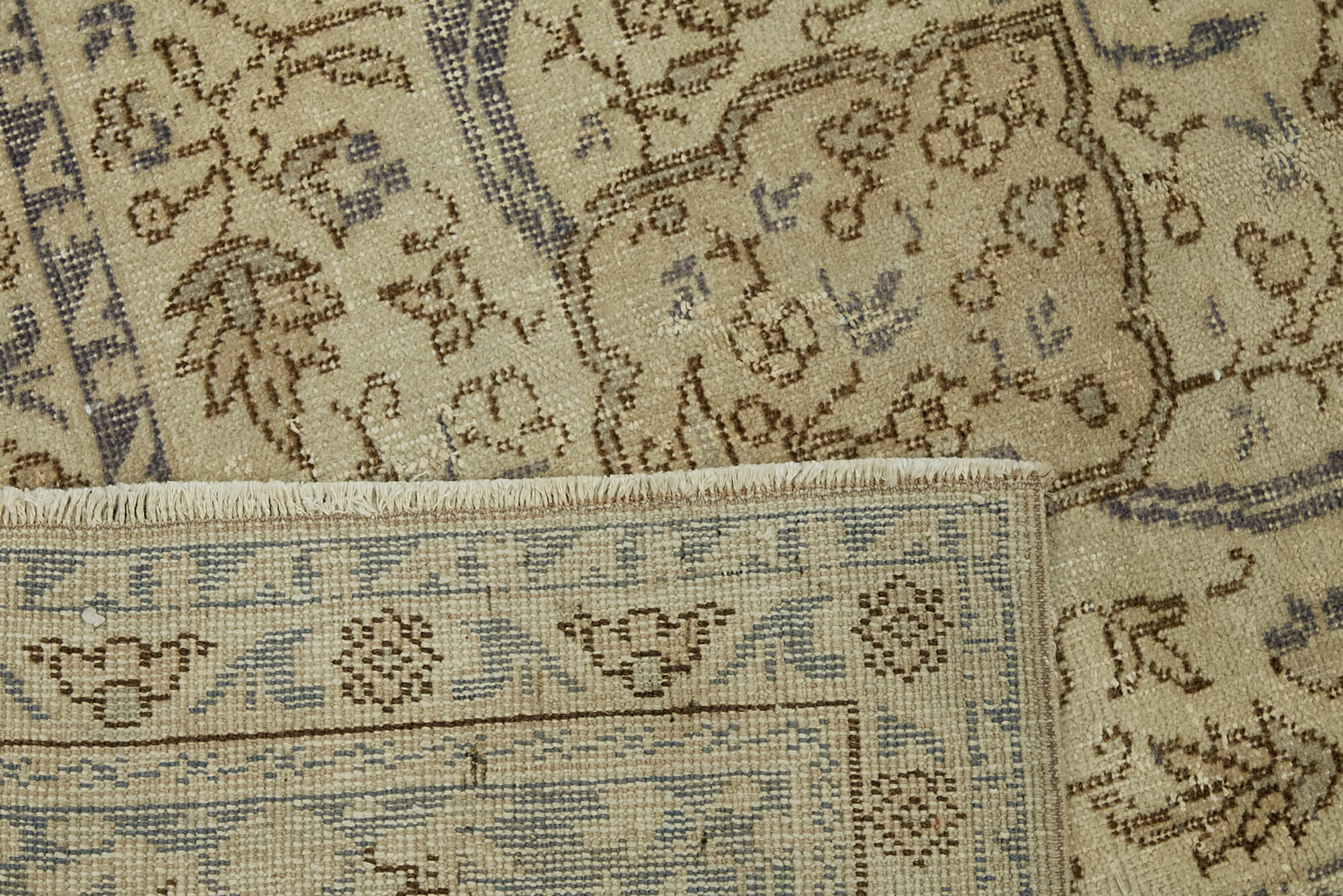 Hand-knotted persian vintage 1970s 250 cm x 364 cm beige wool carpet