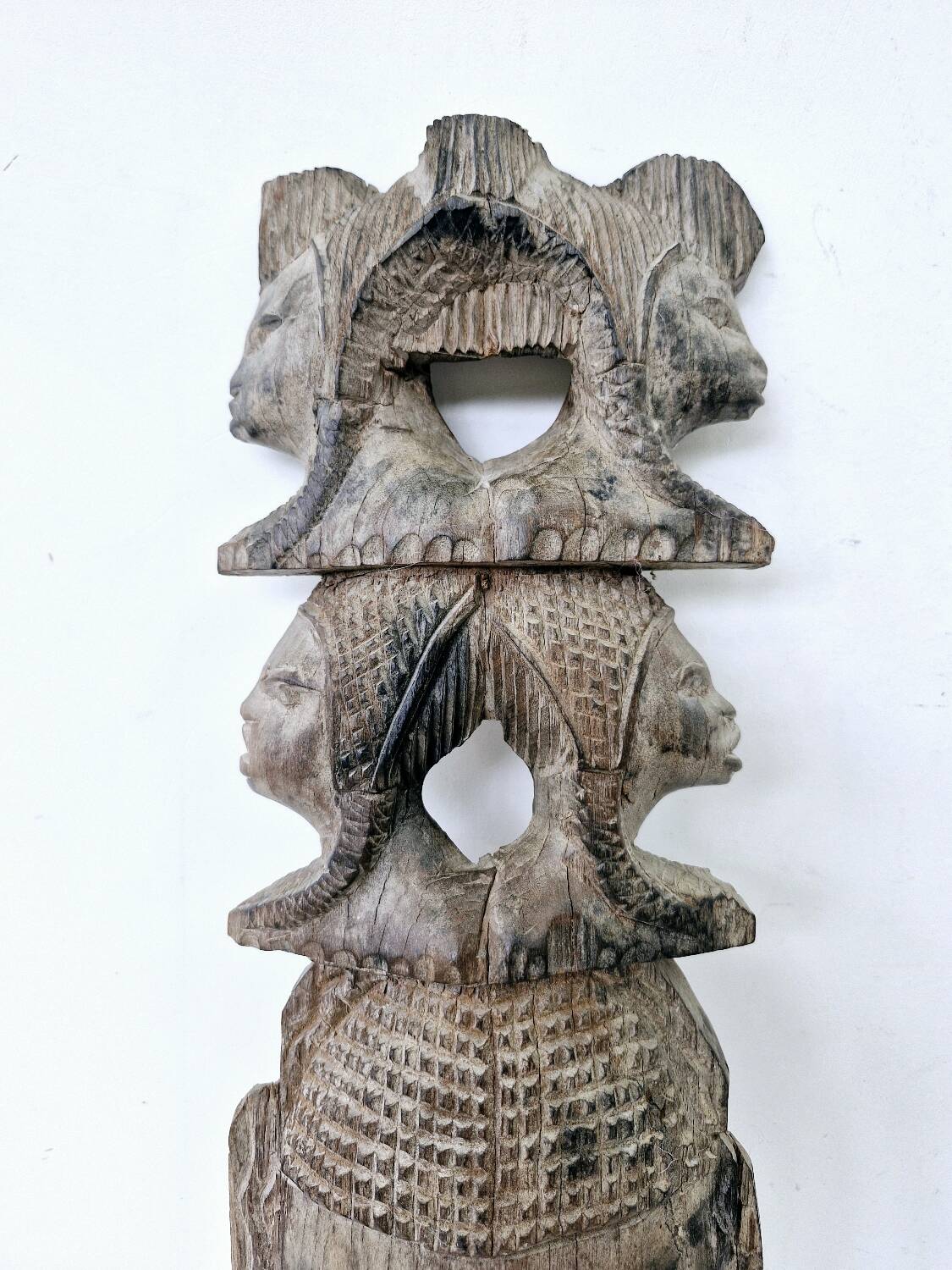 Old Malagasy Mask Rosewood Wood Woman Heads of Women Carved Crafts