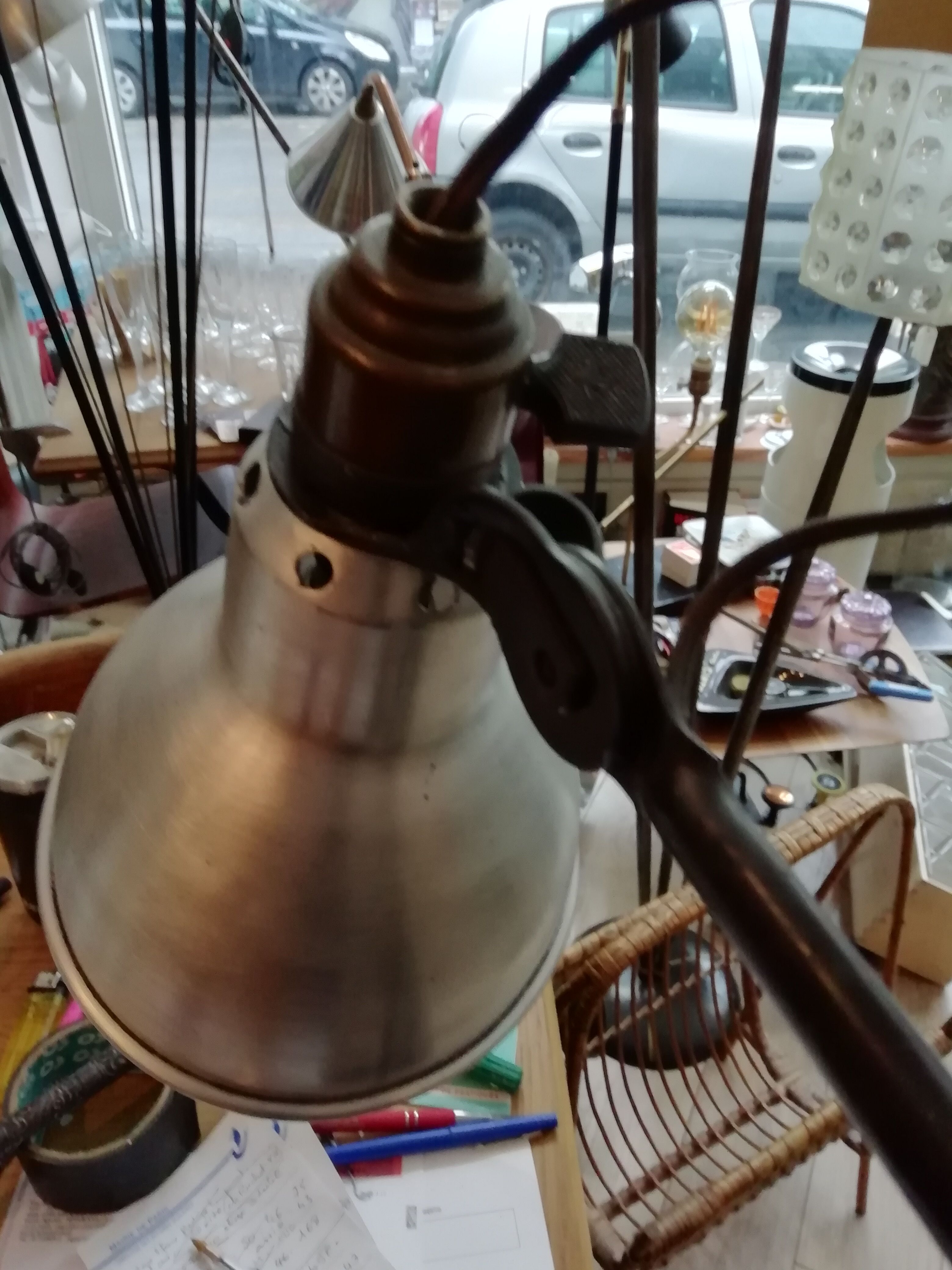 Old-housed greasy lamp