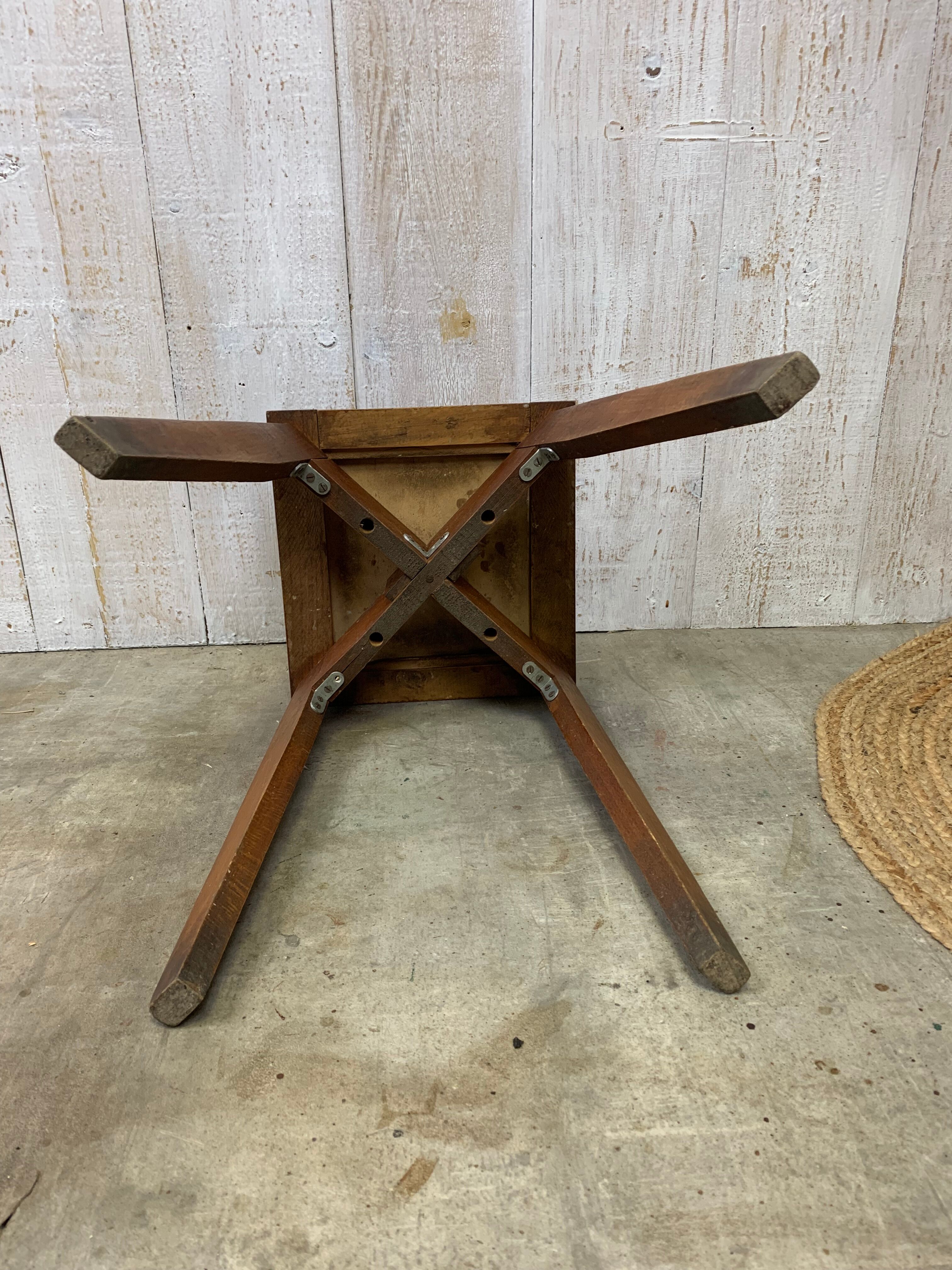 Farm stool
