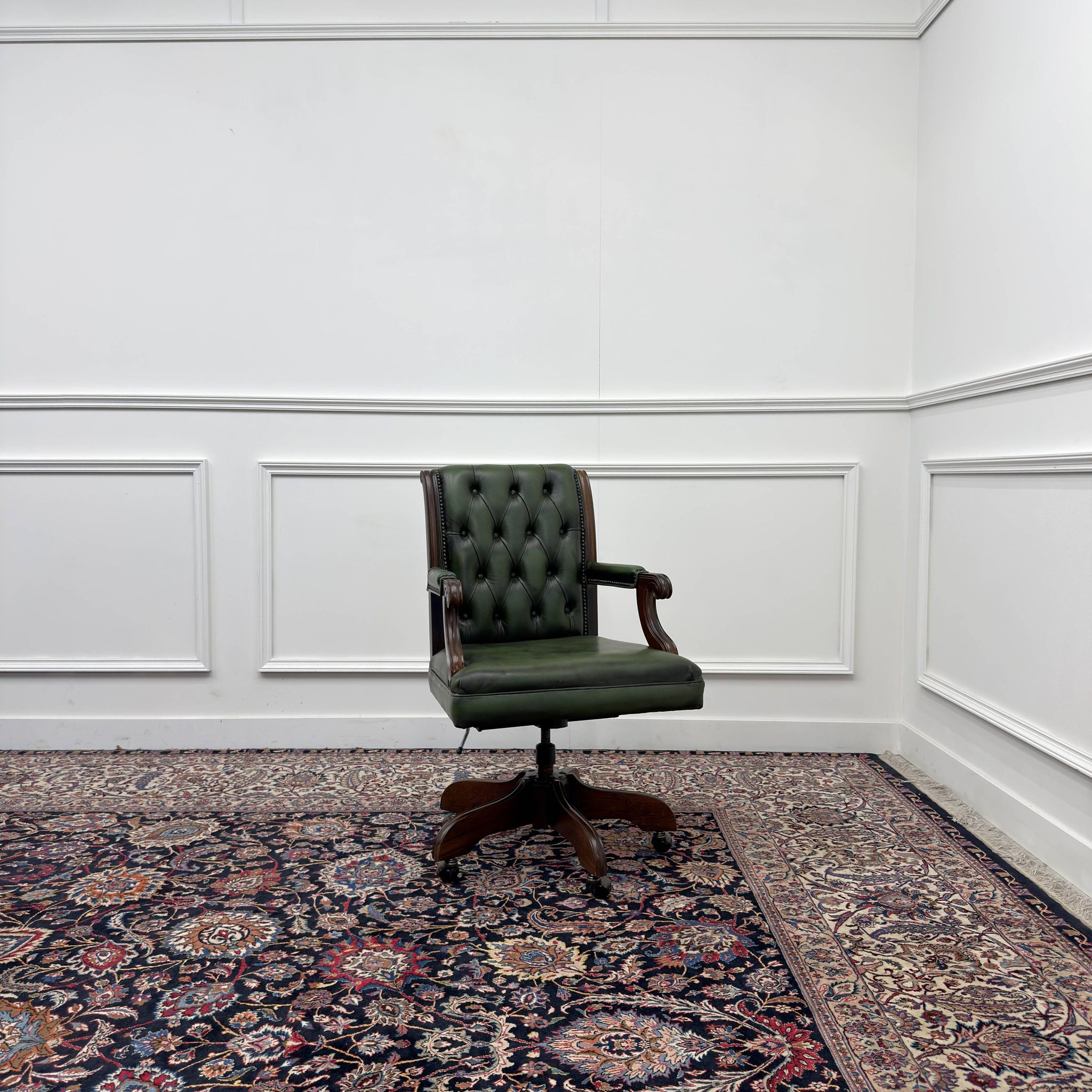 Green English Chesterfield Desk Chair