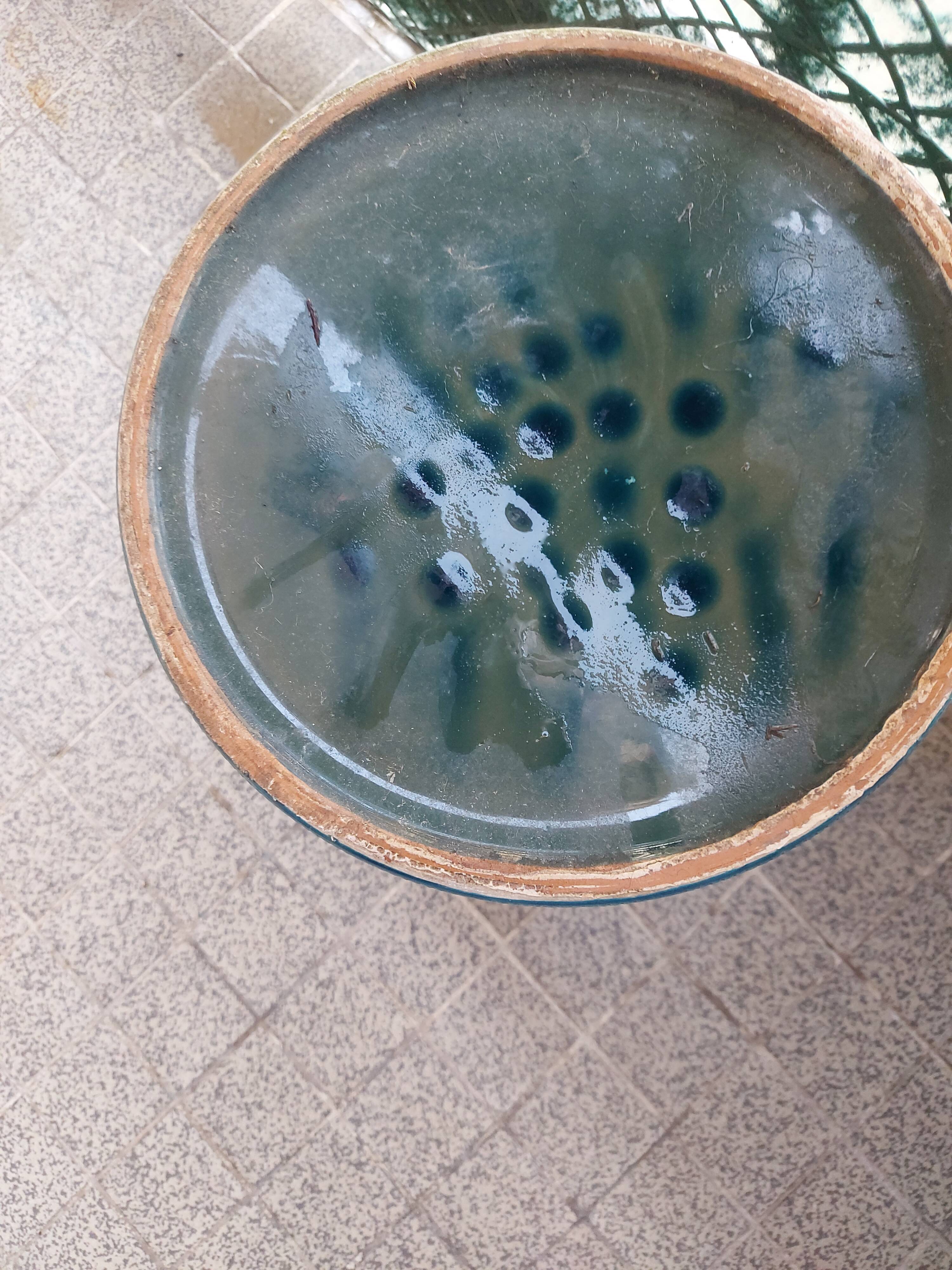 Bitossi ceramic pot cache