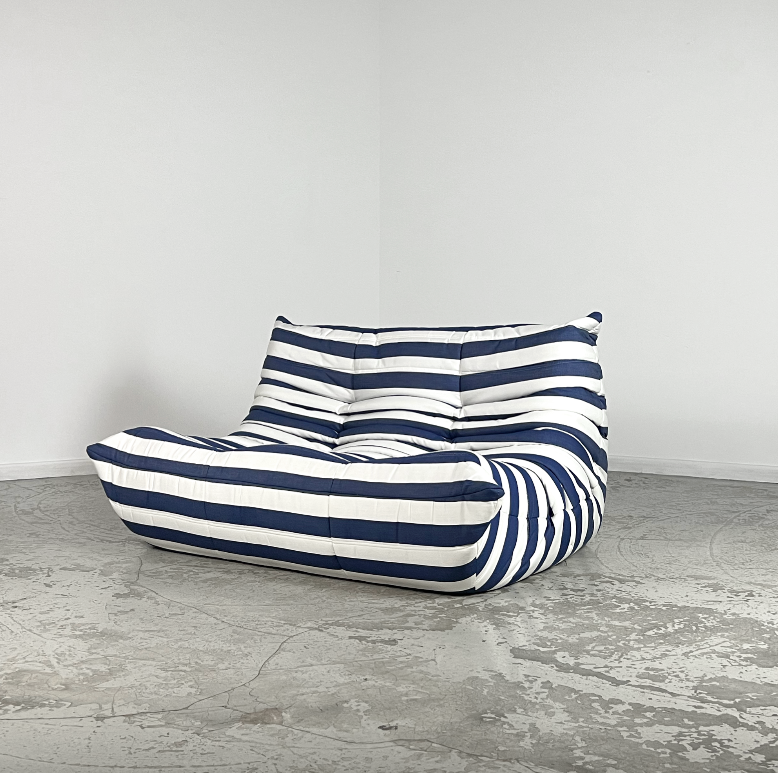 Sofa 2 places "Togo" by Michel Ducaroy, 1973