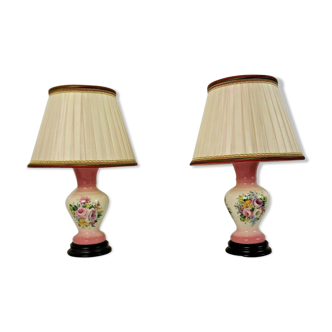 Paire de lampes florales florales en porcelaine rose vintage avec des nuances d’Ida Bellini