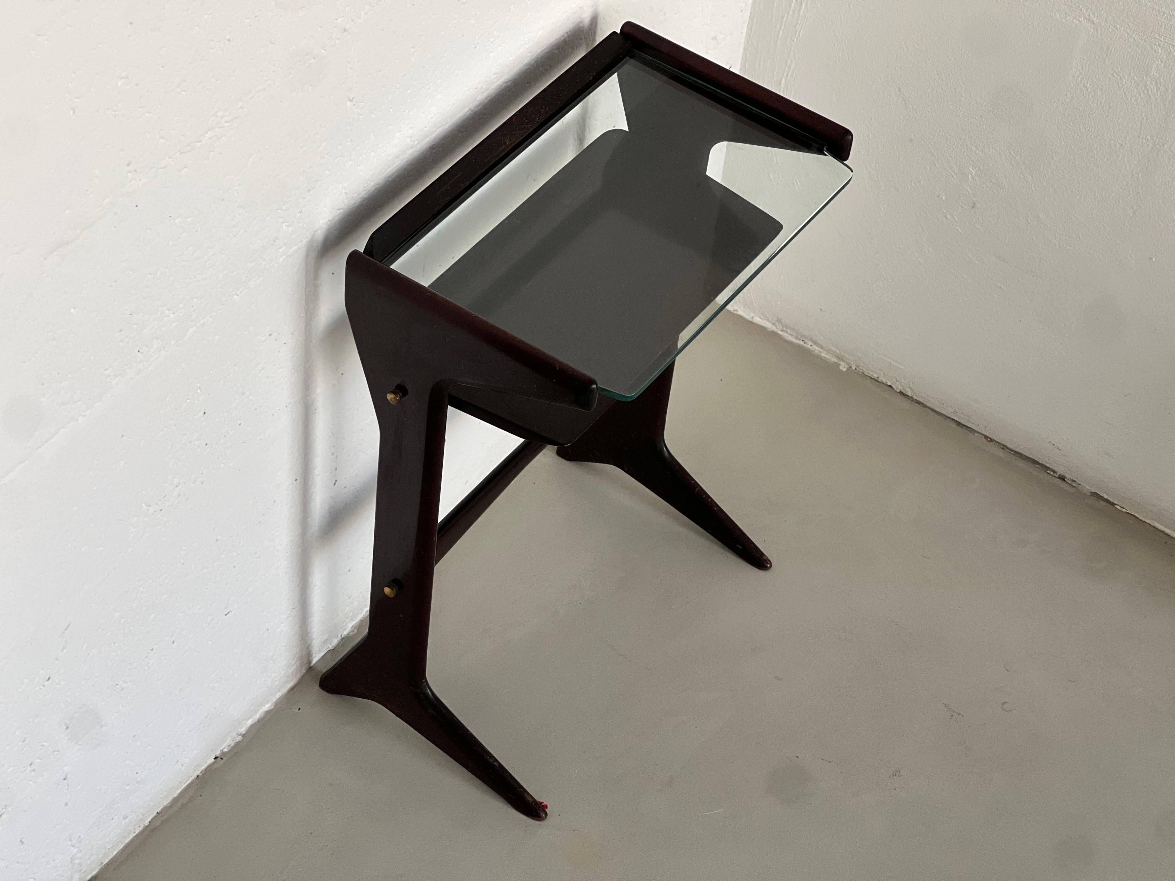Petite console/table d'appoint en bois et verre des années 1950 Ico Parisi