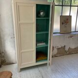 White and green cupboard