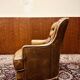 Fauteuil Chesterfield anglais en cuir marron