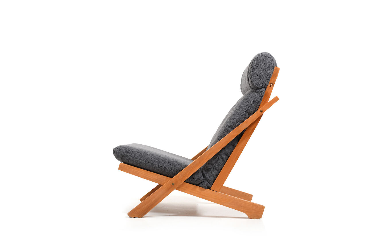 Fauteuil à dossier haut CH-03 par Hans J. Wegner