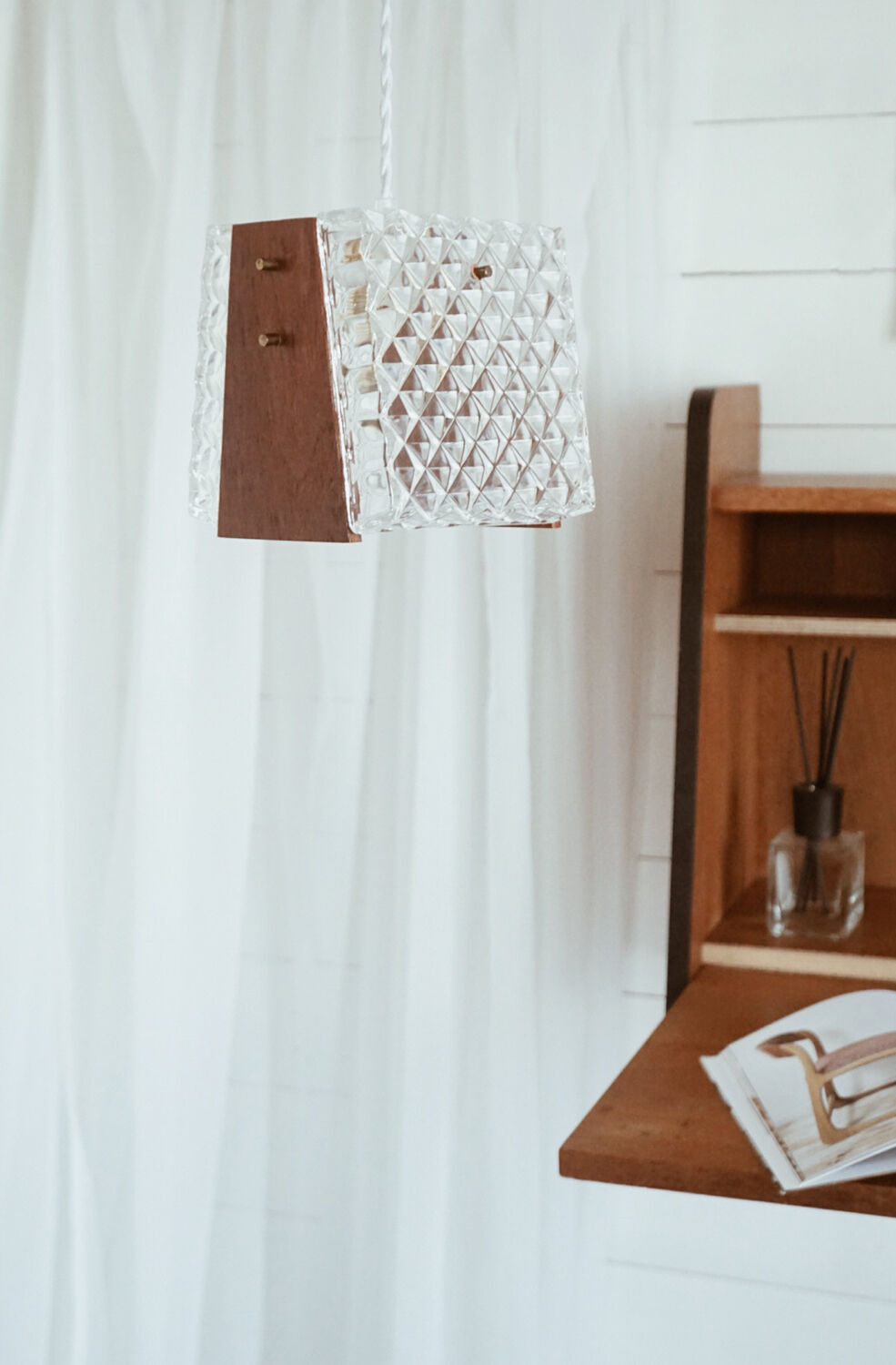 Scandinavian teak and glass pendant light 🌿 Vintage