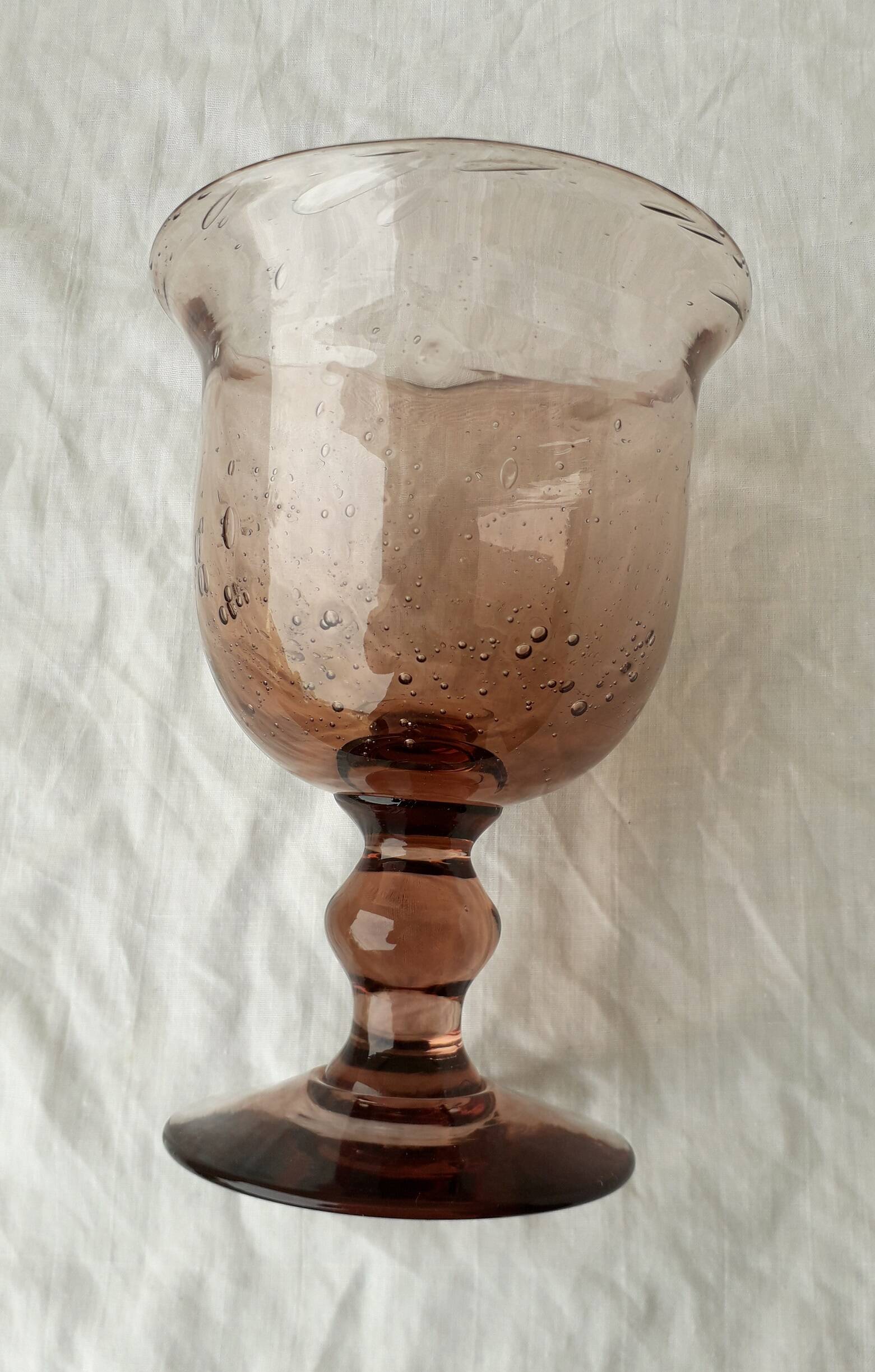 Stemmed glass in bubbled glass