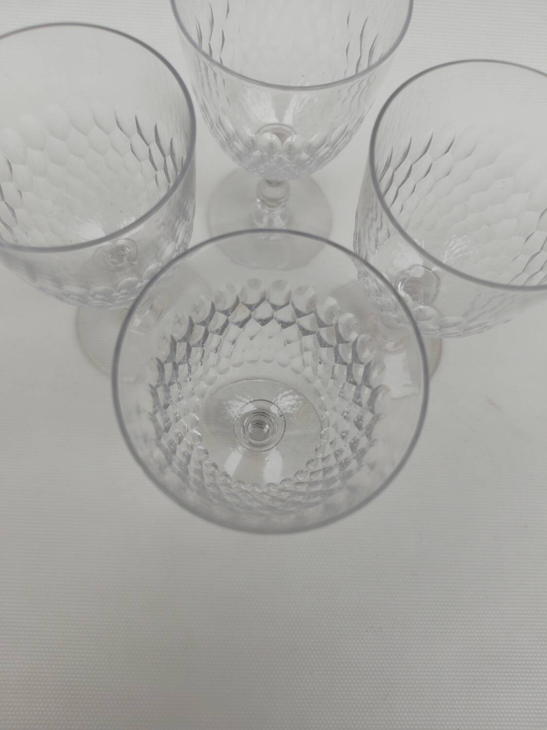 4 large crystal glasses by Baccarat, model Scales, from around 1920.