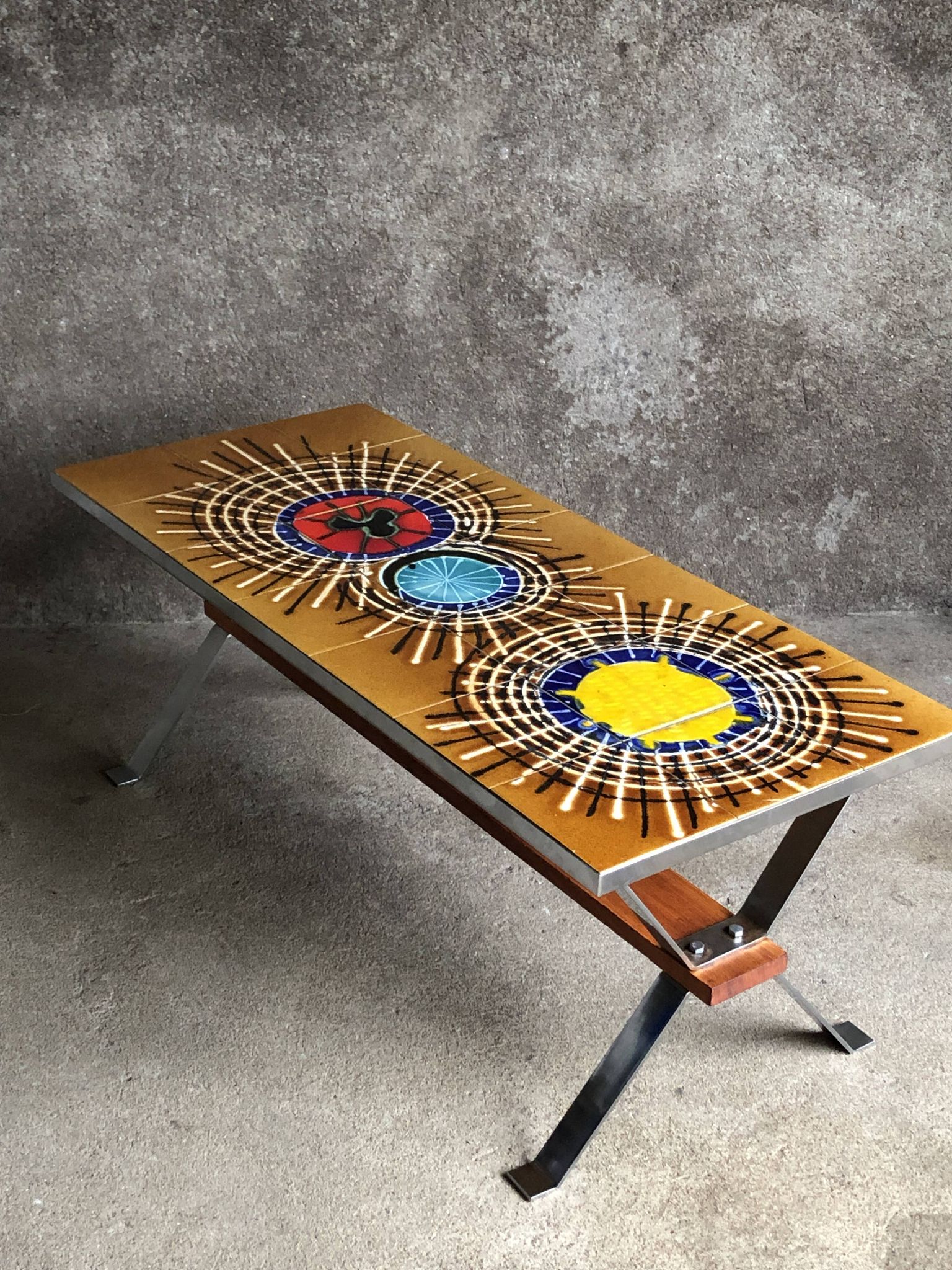 Ceramic coffee table and chrome and wood legs, Juliette Belarti, 1960