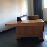 Frank Lloyd Wright's Robie 3 sofa for Cassina