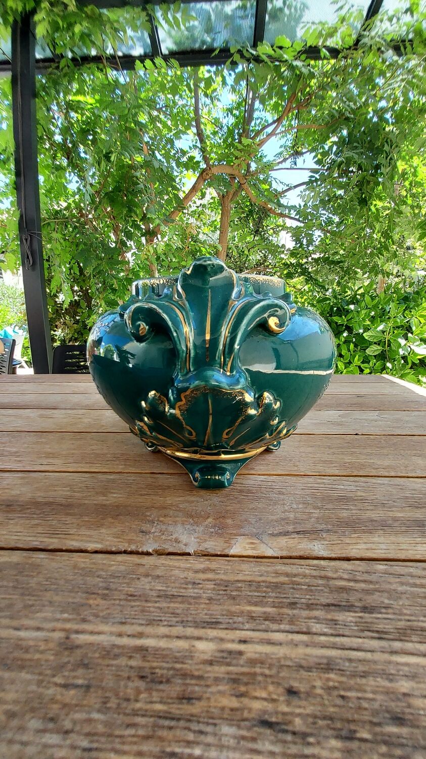 Pot cover/planter