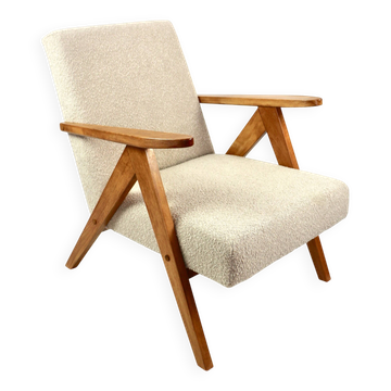 Fauteuil vintage B-310 VAR en bouclé beige structure des années 1970 - 2 pièces disponibles - bois clair