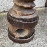 LARGE OLD WOODEN PRESS SCREW