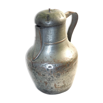 Iron kettle pitcher 1900
