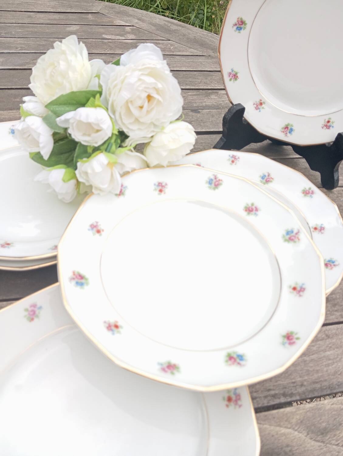 Assiettes à dessert x 7 porcelaine rétro 1920/50 à fleurs, CH-RENOU