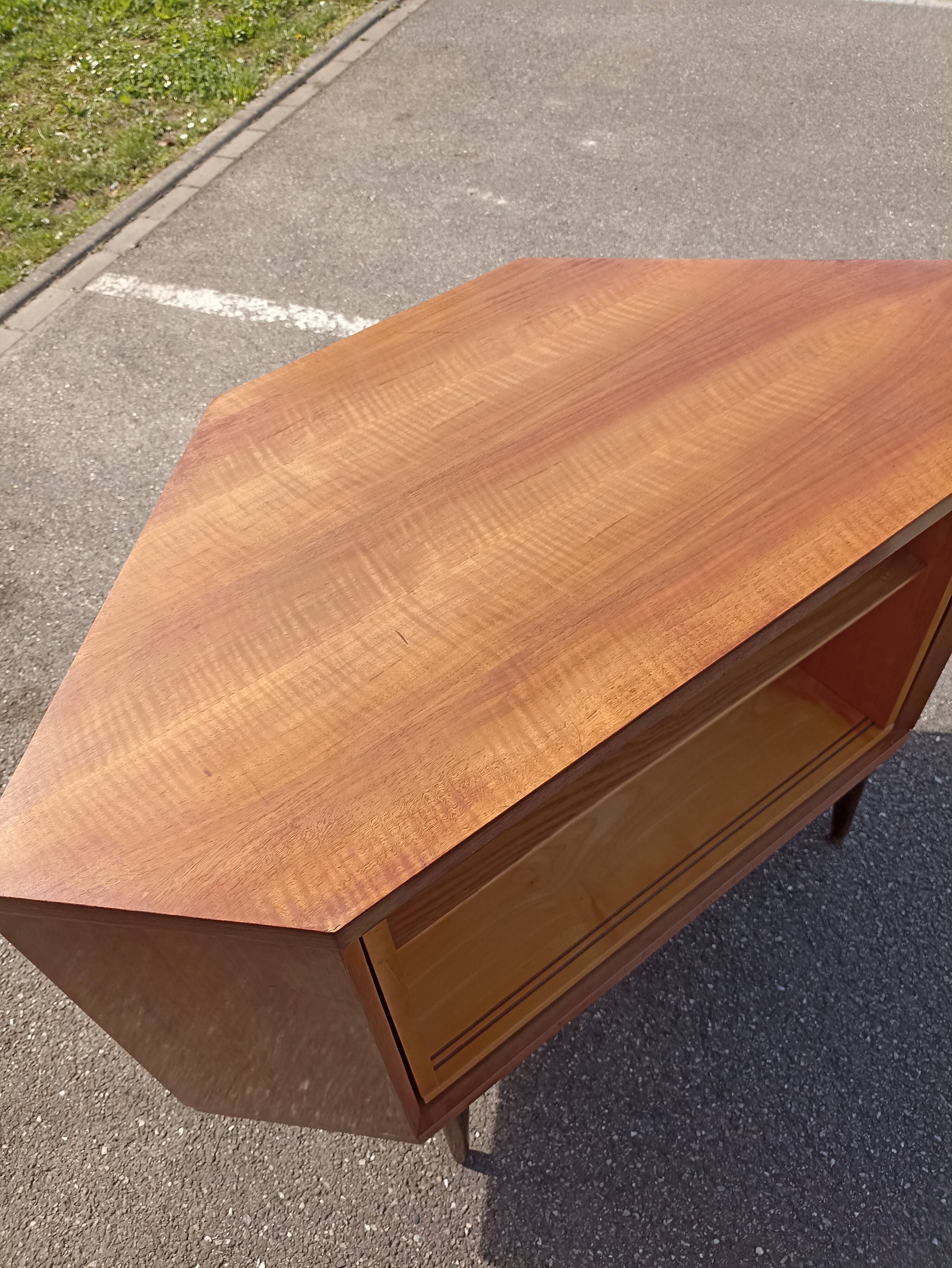 Meuble d'angle bar