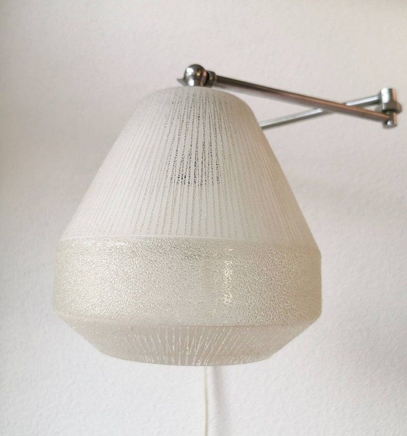 Vintage wall lamp/swivel arm, 1980