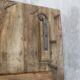 Porte indienne en teck naturelle et cabochons en laiton
