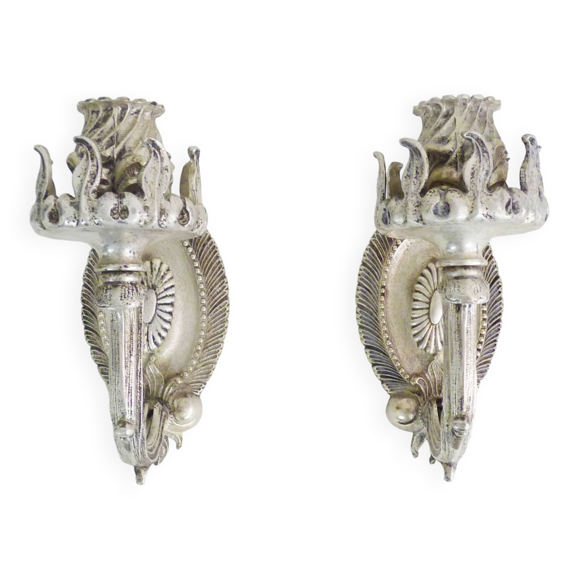 Pair of Art Deco wall lights from the 1940s designed by Bruno Chiarini