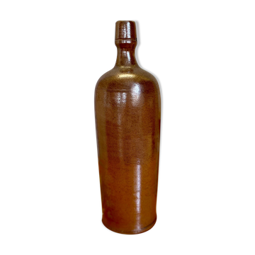 Bouteille en grès vintage