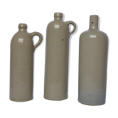 Trio de bouteilles en grès