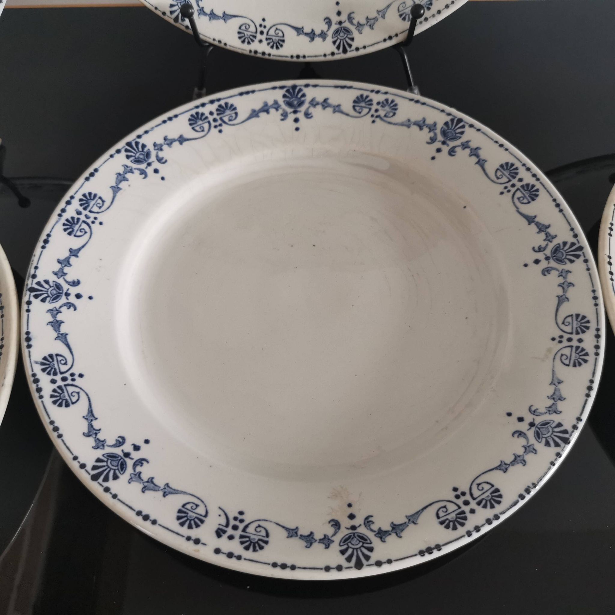 Old "Etruscan" flat plates in opaque porcelain from Gien Terre de Fer
