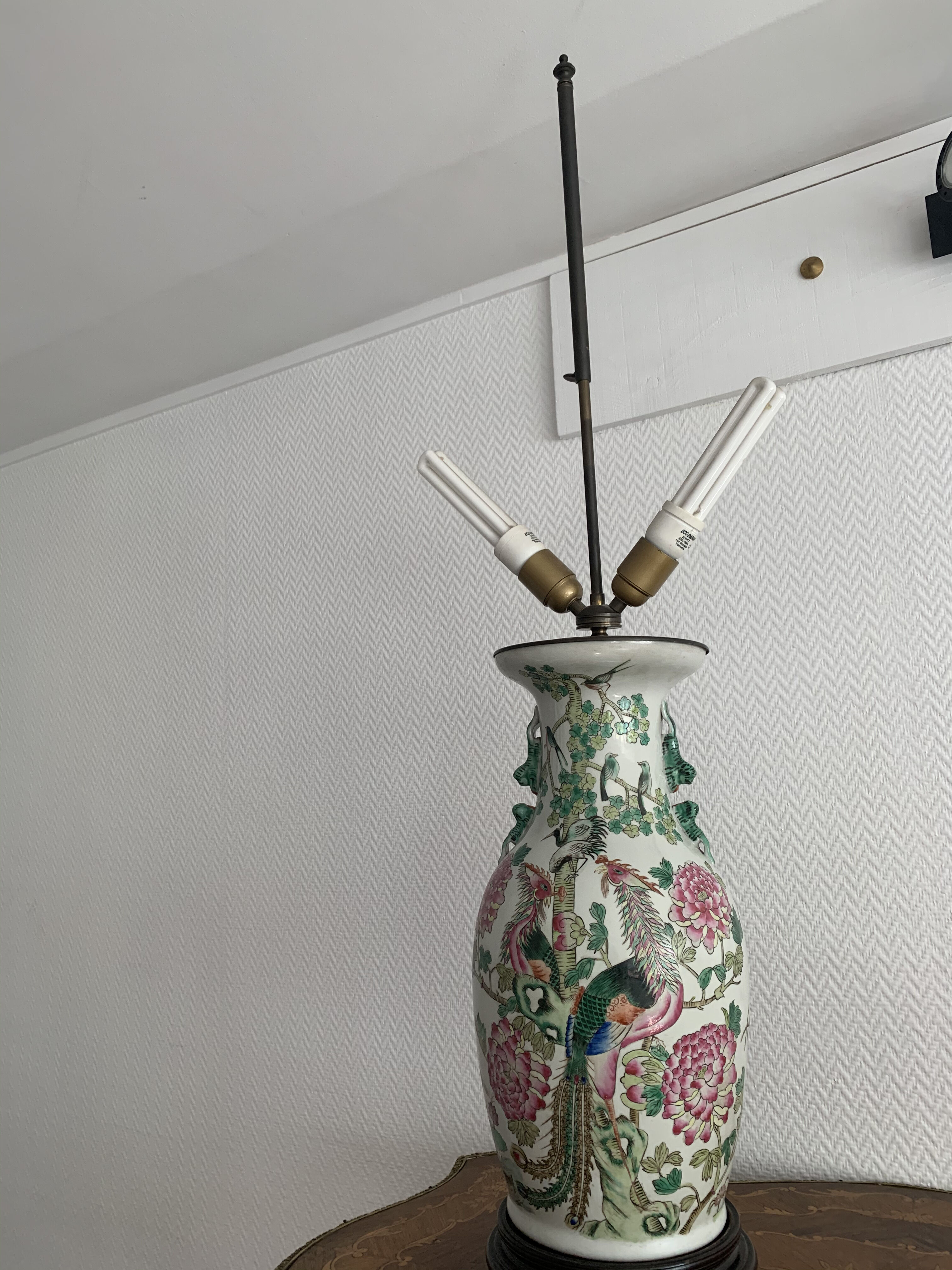 Vintage Chinese lamp