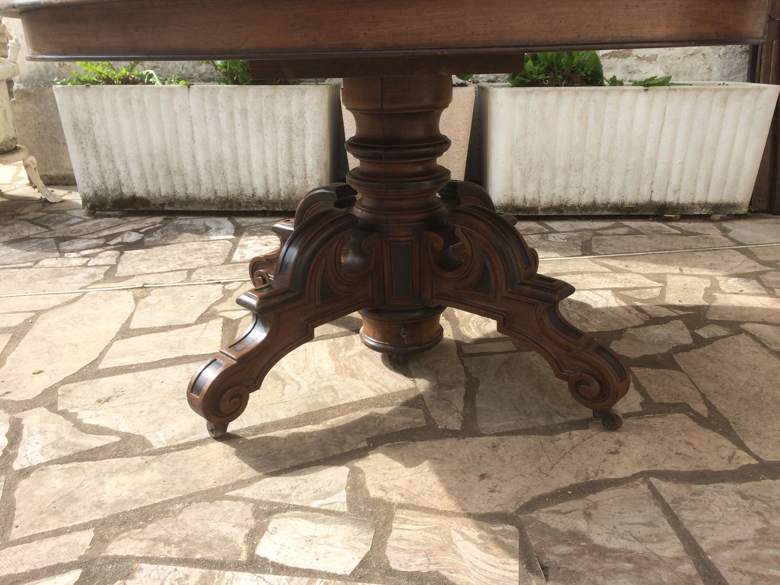 Oval table with walnut extensions Napoleon III era