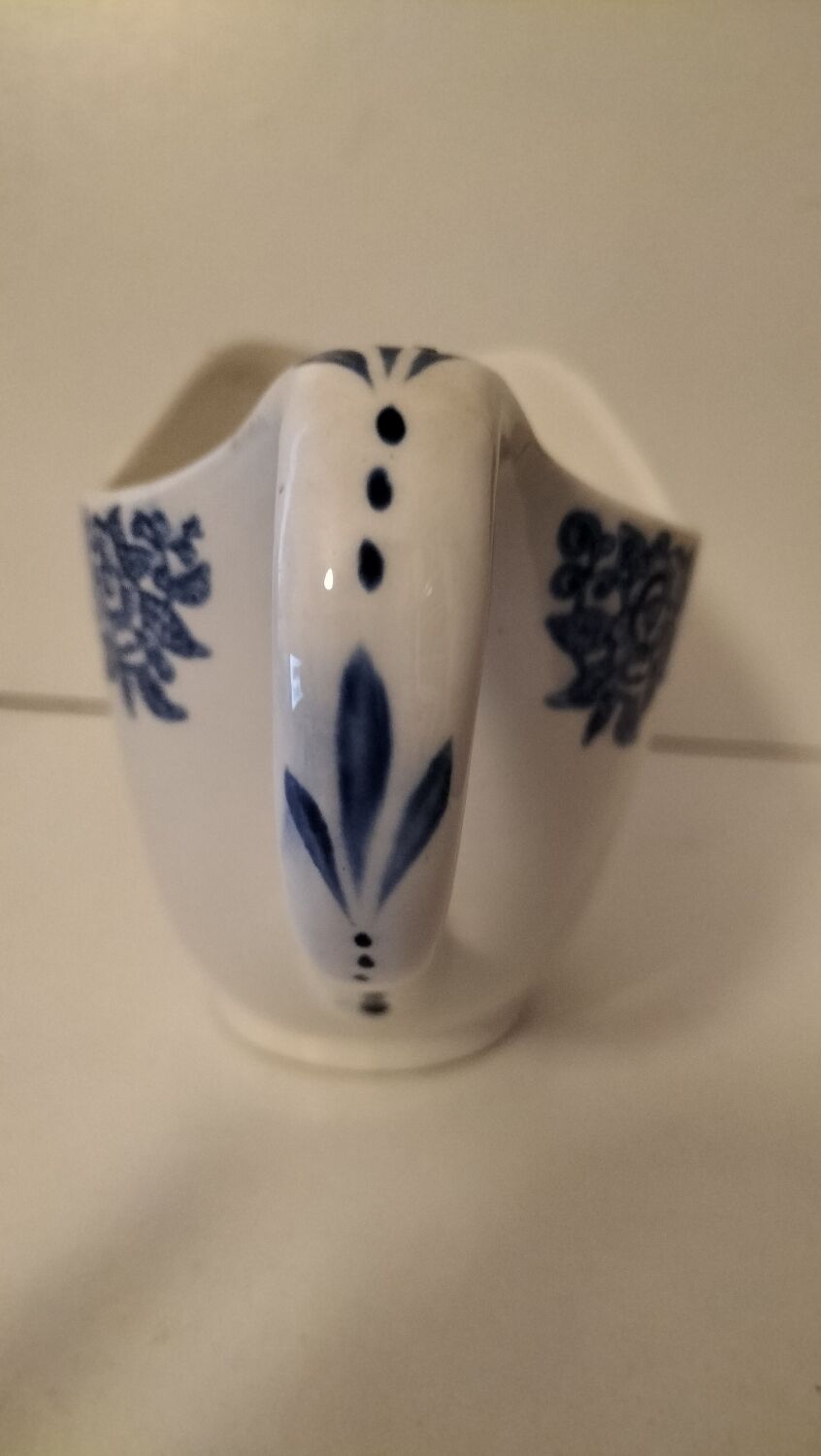 Old sauce boat Longwy