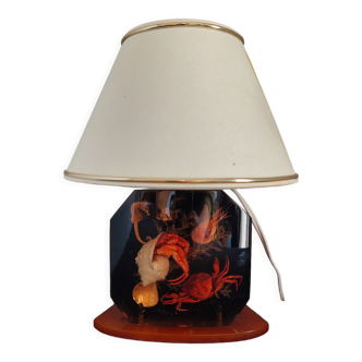 Vintage shellfish inclusion lamp