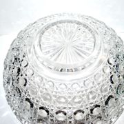 Saladier en cristal moulé signé diamants pierreries Baccarat  23cm