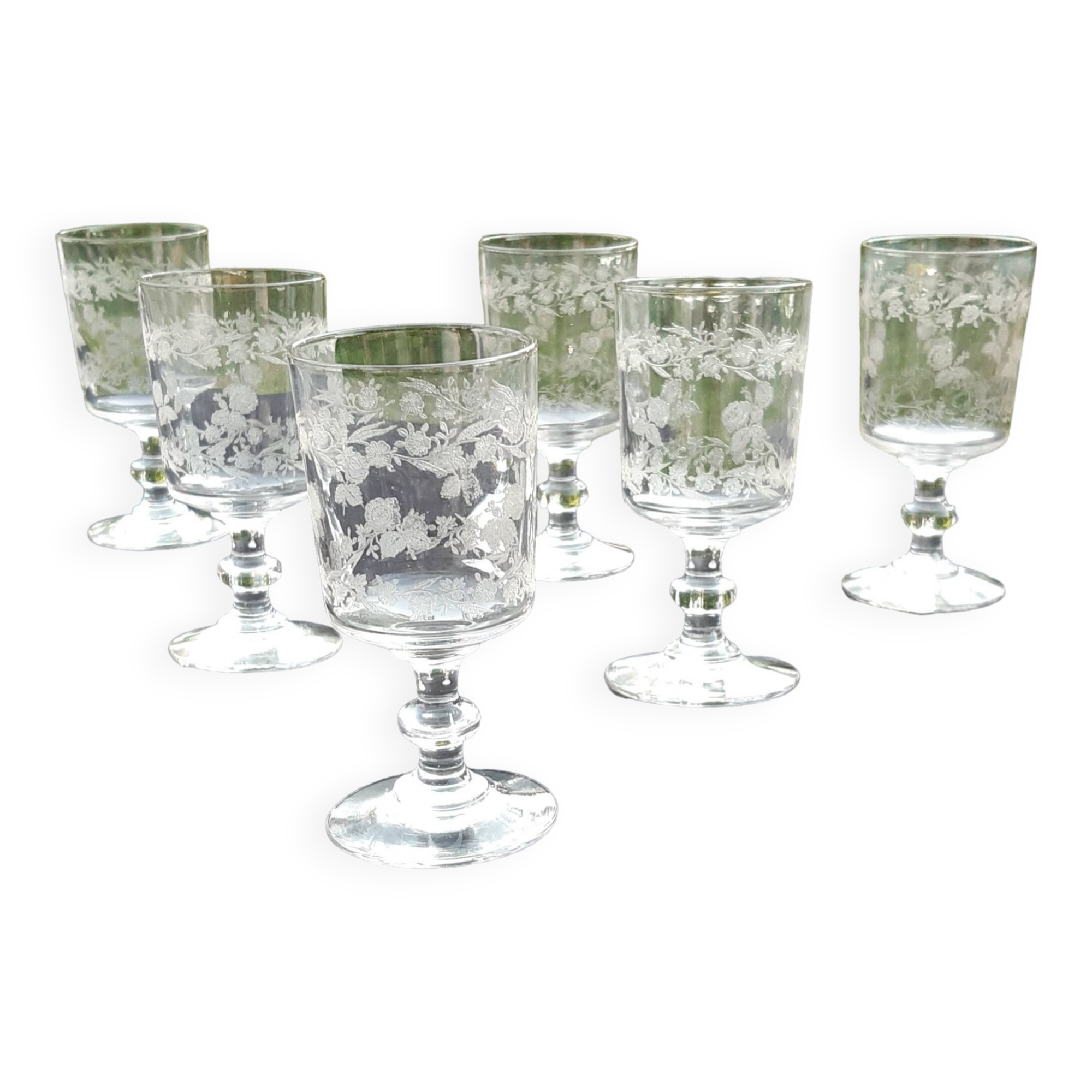 6 old guilloche glasses. Late 19th or early 20th century. baccarat or Saint Louis