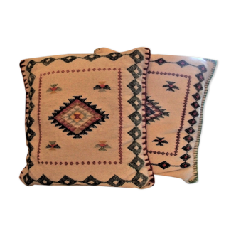 Lot of 2 ethnic wool cushions