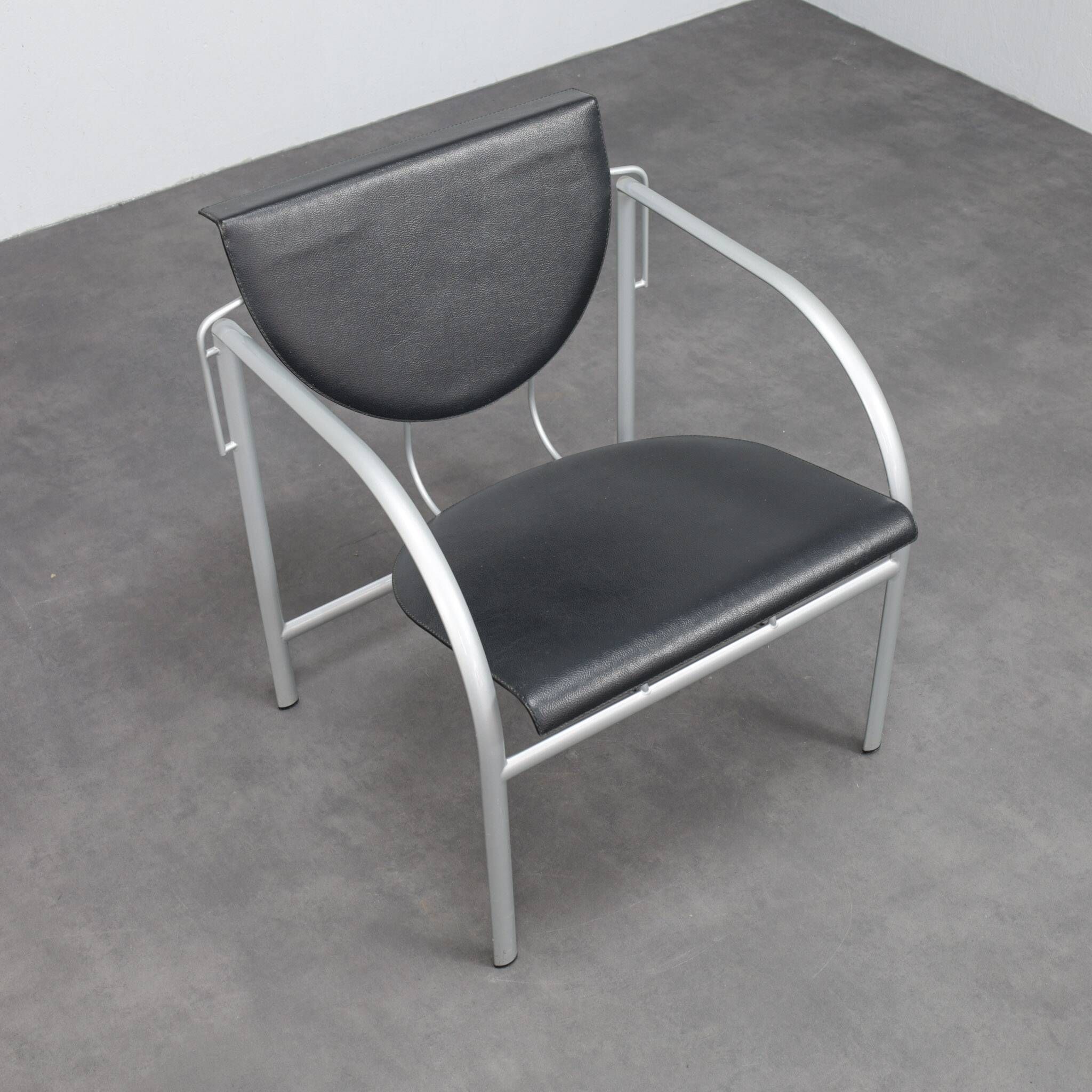 Pair of Kokatu leather lounge chairs by M.A. Cigan for Akaba, Spain, 1980s