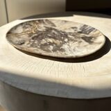 Very large pocket or dish in petrified wood